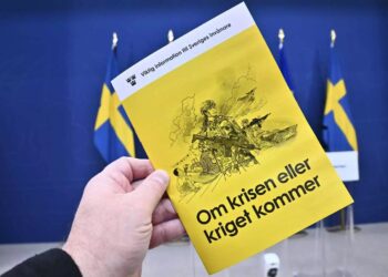 «Εάν έρθει κρίση ή πόλεμος»: Φυλλάδια με οδηγίες επιβίωσης μοιράζουν Σουηδία, Φινλανδία, Νορβηγία