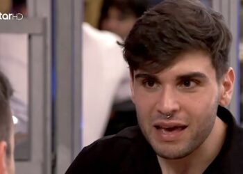 Alldaynews.gr First Dates: Επική χυλόπιτα στο πρώτο γκέι ραντεβού της χρονιάς – Έφυγε με κλάματα ο 24χρονος παίκτης (video)