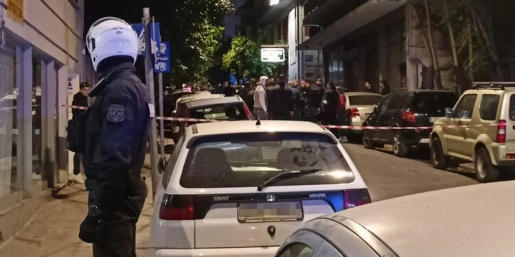 Alldaynews.gr ΕΚΤΑΚΤΟ: Εν ψυχρώ εκτέλεση στην καρδιά της Κυψέλης πριν από λίγο – Ένας νεκρός και ένας τραυματίας από τους πυροβολισμούς
