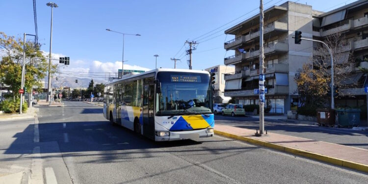 «Ο οδηγός λεωφορείου στο Χαλάνδρι ήταν τόσο μεθυσμένος που δεν μπορούσε να περπατήσει» – Αρνήθηκε να κάνει αλκοτέστ