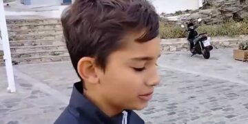 Alldaynews.gr Μαθητής βρήκε πορτοφόλι με 1000 ευρώ και το παρέδωσε στην αστυνομία –  Κανένα δίλημμα: «Ούτε λεπτό δεν το σκέφτηκα»