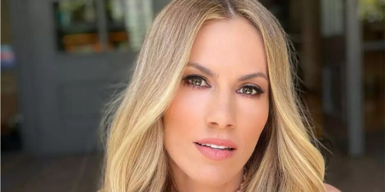 Alldaynews.gr Ντορέττα Παπαδημητρίου: «Στο σχολείο με φώναζαν Σαραβάκο»