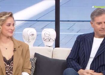 Alldaynews.gr Αλέξανδρος Μπουρδούμης και Λένα Δροσάκη στην πρώτη κοινή συνέντευξη μετά το διαζύγιο με στιγμές αμηχανίας