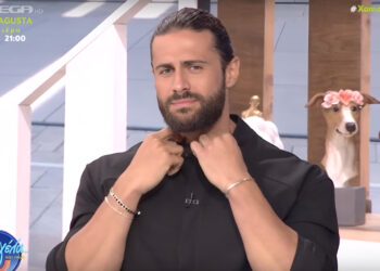 Alldaynews.gr Κωνσταντίνος Βασάλος: Πληρωμένη απάντηση στην Κατερίνα Καινούργιου – «Ο Θεός με φύλαξε και δεν μορφώθηκα»