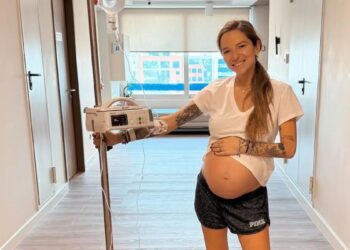 Εριέττα Κούρκουλου – Στο μαιευτήριο στον 8ο μήνα της εγκυμοσύνης: «Το μωρό μας είναι βιαστικό»