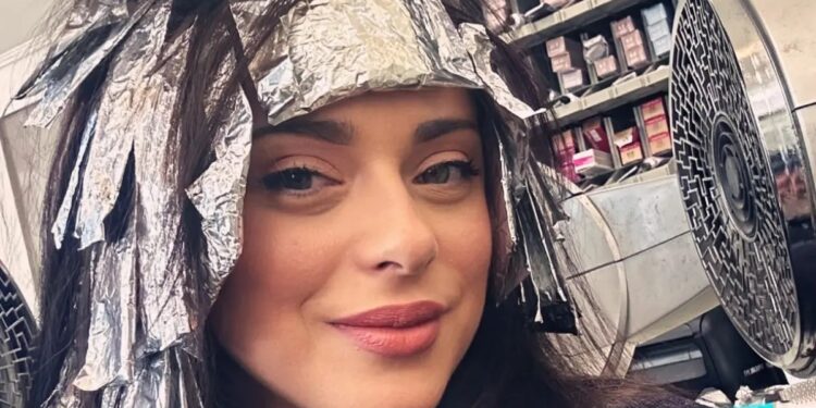 Alldaynews.gr Ευαγγελία Συριοπούλου: Τέλος το μελαχρινό! Η μεγάλη αλλαγή στα μαλλιά της