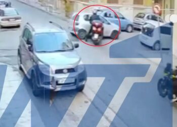 Σοβαρό τροχαίο για τον Σπύρο Δημητρίου: Βίντεο από τη στιγμή του τροχαίου – Πώς έγινε το κράνος