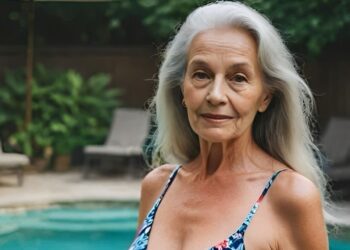 Η νύφη μου είπε ότι είμαι πολύ μεγάλη για να φορέσω αυτό το μαγιό. Με πλήγωσε τόσο που αποφάσισα να της δώσω ένα μάθημα