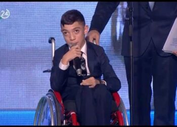 Συγκίνησε ο μικρός Γιαννάκης: «Ό,τι προβλήματα έχετε στην ζωή σας να τα αντιμετωπίζετε με θετική ενέργεια»