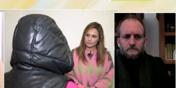 Alldaynews.gr Σκιάθος: 15χρονη αποκάλυψε στον παππού της πως την κακοποιούσε ο πατέρας της (video)