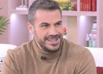Άκης Πετρετζίκης: «Δεν υπάρχει πιο ωραίο πράγμα από το να έχεις οικογένεια – Δε μπορώ να φύγω από τα παιδιά μου»