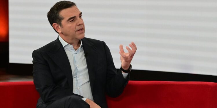 Alldaynews.gr Αλέξης Τσίπρας: Το δημοψήφισμα δεν ήταν «κωλοτούμπα» αλλά Plan B