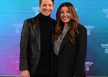 Alldaynews.gr Σάκης Ρουβάς και Έλενα Παπαρίζου θα παρουσιάσουν τον εθνικό τελικό για τη Eurovision 2025