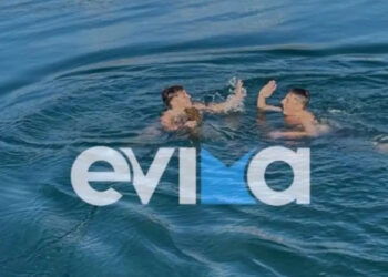 «Το ήθελα πολύ, θα το θυμάμαι για πάντα» λέει ο 12χρονος Νίκος που έπιασε τον σταυρό στον Αλμυροπόταμο