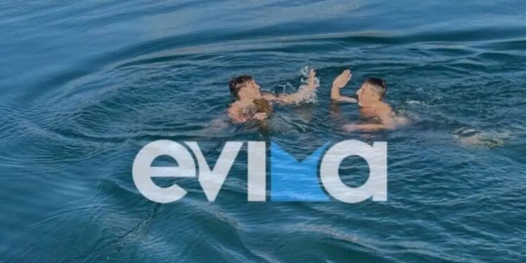 Alldaynews.gr «Το ήθελα πολύ, θα το θυμάμαι για πάντα» λέει ο 12χρονος Νίκος που έπιασε τον σταυρό στον Αλμυροπόταμο