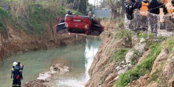 Δημήτρης Φιντιρίκος: Η ταραχώδης σχέση με τους γονείς του – Οι άσχημες σχέσεις με τον πατέρα του και ο θάνατός του