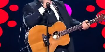 Alldaynews.gr Ο Γρηγόρης Αρναούτογλου «διαγωνίστηκε» στο «The Voice»: Γύρισαν οι καρέκλες των κριτών;