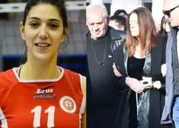 Κηδεία Μαργαρίτας Οικονομοπούλου: Υποβασταζόμενη η μητέρα της 34χρονης αθλήτριας στο τελευταίο «αντίο»