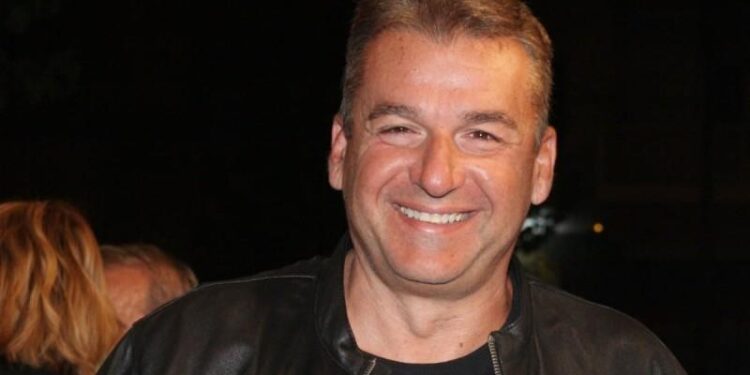 Alldaynews.gr Ζει σαν κροίσος: Αυτός είναι ο μισθός που παίρνει ο Γιώργος Λιάγκας