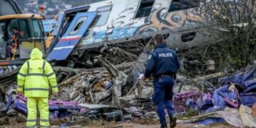 Alldaynews.gr «Ξύπνησε» το ηφαίστειο της Σαντορίνης – Ανησυχία & έκτακτη σύσκεψη