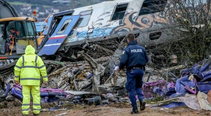 Alldaynews.gr «Ξύπνησε» το ηφαίστειο της Σαντορίνης – Ανησυχία & έκτακτη σύσκεψη