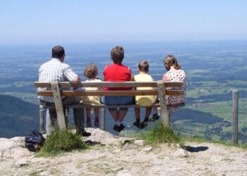Έκοψαν το επίδομα σε πολύτεκνη οικογένεια ακριτών – Θεωρούνται… «υψηλόμισθοι»