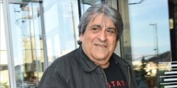 Alldaynews.gr Μάρκος Λεζές: Το θαύμα που βίωσε στο Νοσοκομείο – «Είχα βαρεθεί 7 χρόνια να φοράω πράσινες ρόμπες και να μπαινοβγαίνω στα χειρουργεία»