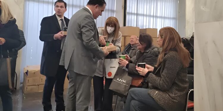 Alldaynews.gr Ευχάριστα νέα για τη Μαρινέλλα: Παίρνει εξιτήριο από το νοσοκομείο και επιστρέφει στο σπίτι της (video)