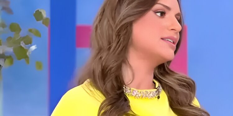 Alldaynews.gr Ξέσπασμα Τσολάκη: «Ξαφνικά όλη η κοινωνία έχει άποψη για το τι θα κάνει η γυναίκα με το σώμα της, ντροπή»