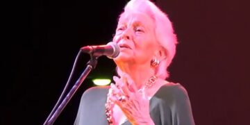 Πέθανε η Στέλλα Γκρέκα, η μεγαλύτερη σε ηλικία Ελληνίδα τραγουδίστρια και ηθοποιός