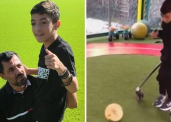 Γιάννης Παπαστεφανάκης: Κλωτσάει για πρώτη φορά μπάλα (Συγκινητικό βίντεο)