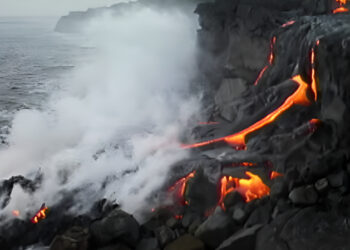 «Ξύπνησε» το ηφαίστειο της Σαντορίνης – Ανησυχία & έκτακτη σύσκεψη