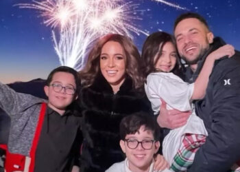 Καλομοίρα – Γιώργος Μπούσαλης: Στην Ισλανδία με τα τρία παιδιά τους για την Πρωτοχρονιά