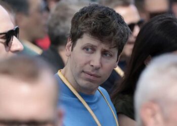 Η αδελφή του CEO της OpenAI και δημιουργoύ του ChatGPT Σαμ Άλτμαν, τον μήνυσε για σεξουαλική κακοποίηση από όταν ήταν παιδιά