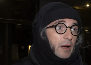 Άρης Σερβετάλης: «Η άμβλωση είναι δολοφονία, ας το γεννήσει το παιδί και μετά ας το πετάξει»