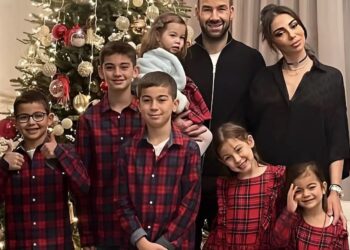 Βασίλης Σπανούλης – Ολυμπία Χοψονίδου: Ο γιος τους Θανάσης έγινε 15 ετών