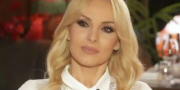 Alldaynews.gr Πέγκυ Ζήνα για τον σύζυγό της, Γιώργο Λύρα: «Τον αγάπησα ακόμα πιο βαθιά όταν ήρθε η κόρη μας»