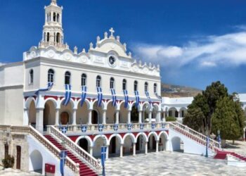 Alldaynews.gr Σαν σήμερα, 30 Ιανουαρίου 1823: Εύρεση της θαυματουργής εικόνας της Παναγίας της Τήνου