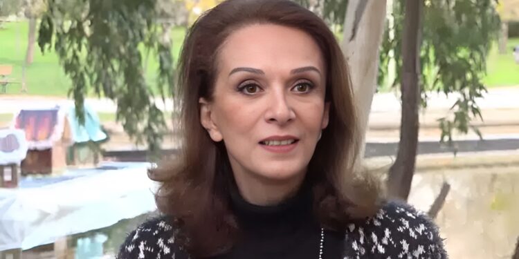 Alldaynews.gr Πένθος για την Μαίρη Βιδάλη – Πέθανε ο γιος της