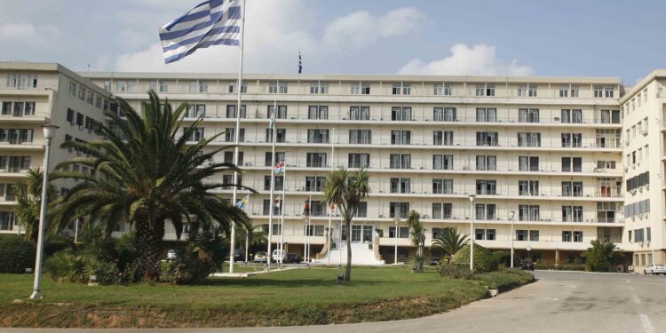 Alldaynews.gr Συνελήφθη υψηλόβαθμος εν ενεργεία αξιωματικός του στρατού με υλικό παιδικής πορνογραφίας