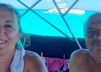 Alldaynews.gr Ζευγάρι συνταξιούχων από τη Θεσσαλονίκη διέσχισε τον Ατλαντικό με ιστιοφόρο