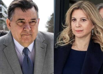 Χυδαία επίθεση Καρατζαφέρη σε Καρυστιανού: «Η μαντάμ που το παίζει νέα Κούνεβα» – «Στηρίζω Μητσοτάκη μετά μανίας»