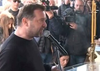 Νίκος Πλακιάς από τα Τέμπη: «Να έρθουν σε αυτό το σημείο όλοι όσοι μας αμφισβήτησαν, να δουν πώς μαύρισε ο κάμπος»