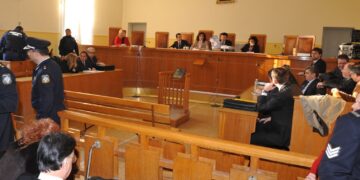 Alldaynews.gr Τραγωδία: Δικαστικός υπάλληλος αυτοκτόνησε μέσα στα δικαστήρια