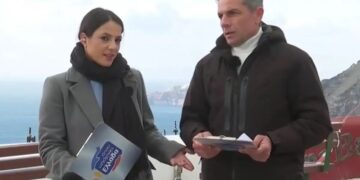 Alldaynews.gr Έξαλλη η Ευλαμπία Ρέβη με τα αρνητικά σχόλια για την Σαντορίνη: «Τι μισάνθρωποι είστε εσείς; Τα ‘χω πάρει»