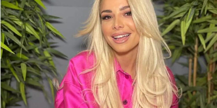 Alldaynews.gr Ζόζεφιν: «Έσπασε» τη σιωπή της για την ψεύτικη σχέση της με τον Νίνο