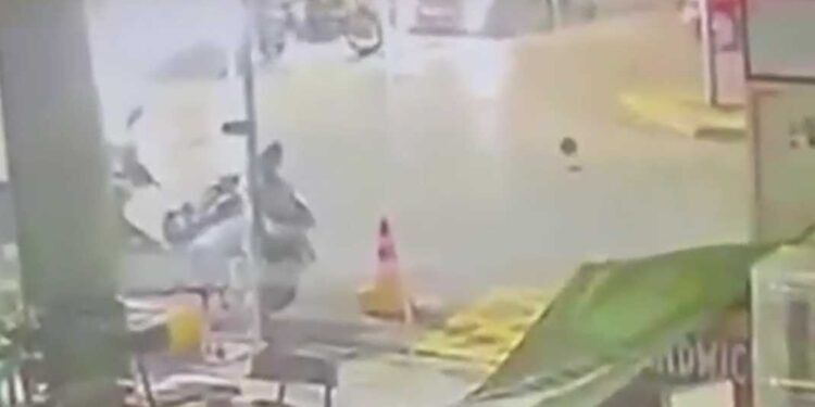 Alldaynews.gr Τραγωδία τα ξημερώματα: Σοκαριστικό τροχαίο δυστύχημα με έναν νεκρός – Βίντεο ντοκουμέντο