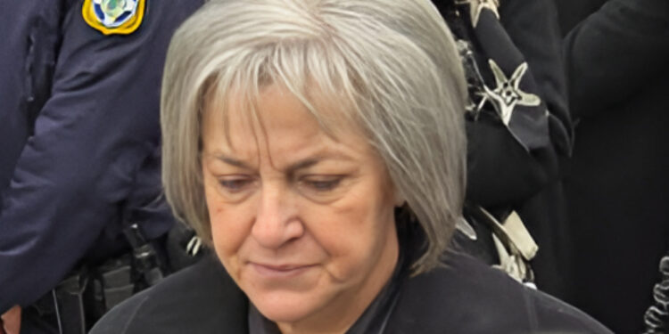 Alldaynews.gr Βασίλης Καλογήρου: Η κίνηση της μητέρας του που θα φέρει τα πάνω-κάτω