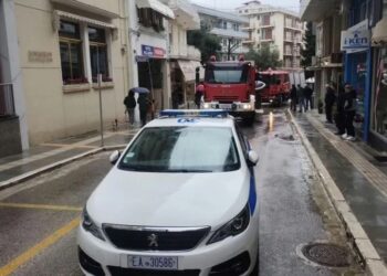 Alldaynews.gr Ανασύρθηκε η γυναίκα που έπεσε σε φωταγωγό ξενοδοχείου – Έχει τις αισθήσεις της (φωτο)