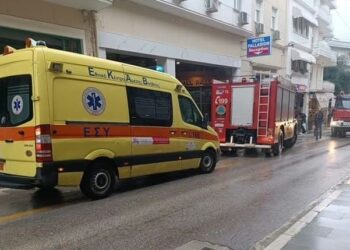 Alldaynews.gr Ανασύρθηκε η γυναίκα που έπεσε σε φωταγωγό ξενοδοχείου – Έχει τις αισθήσεις της (φωτο)